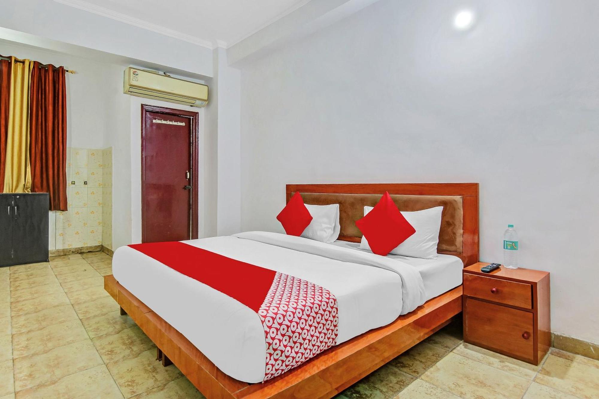 Hotel O Yash Hotel Ghaziabad Exterior foto